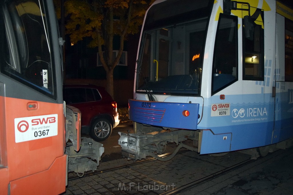 KVB Bahn Bremsen heissgelaufen Koeln Lindenthal Luxemburgerstr Neuenhoeferallee P36.JPG - Miklos Laubert